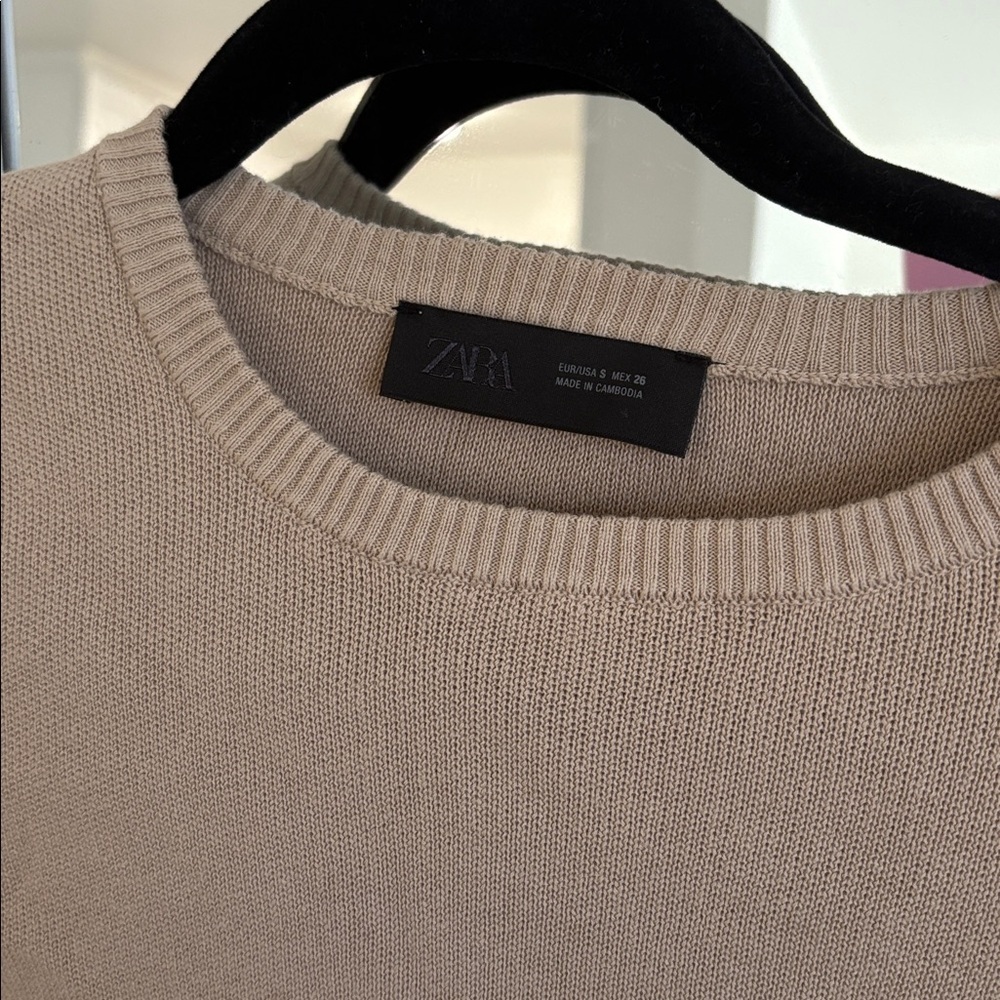 Zara Women's Beige Short Sleeve Top - Picture 2 of 4